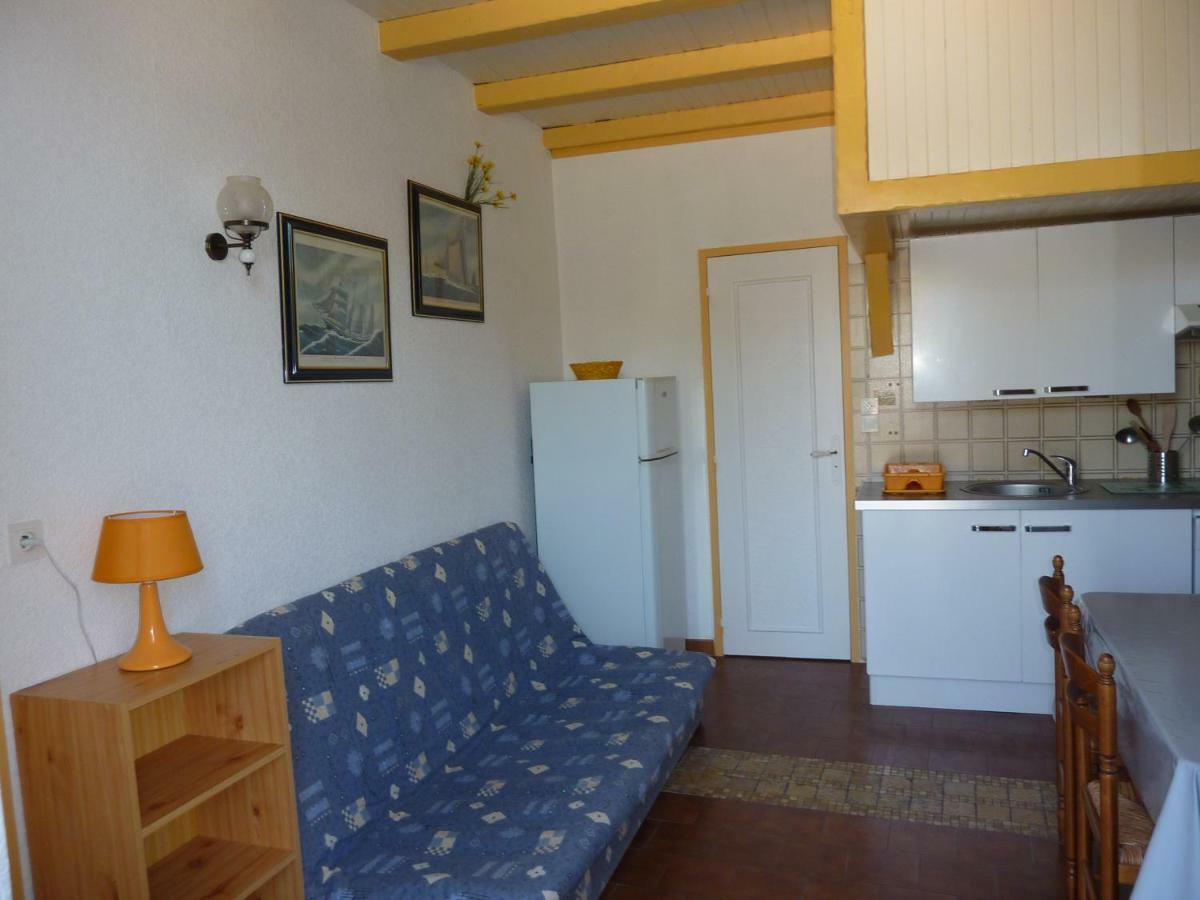 Les Ecureuils Apartment *